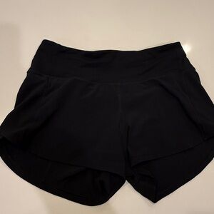 Lululemon Speed Up High Rise 4 inch shorts
Size 4
Black
